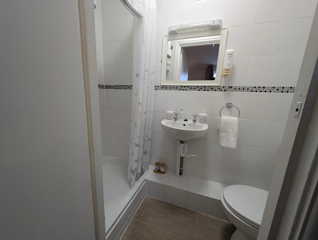 Graham Arms Inn Longtown  Bagian luar foto